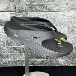 Oofos Ooriginal Sandals Black BRAND NEW M10